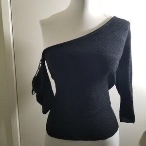 XOXO brand one shoulder top, size M in black